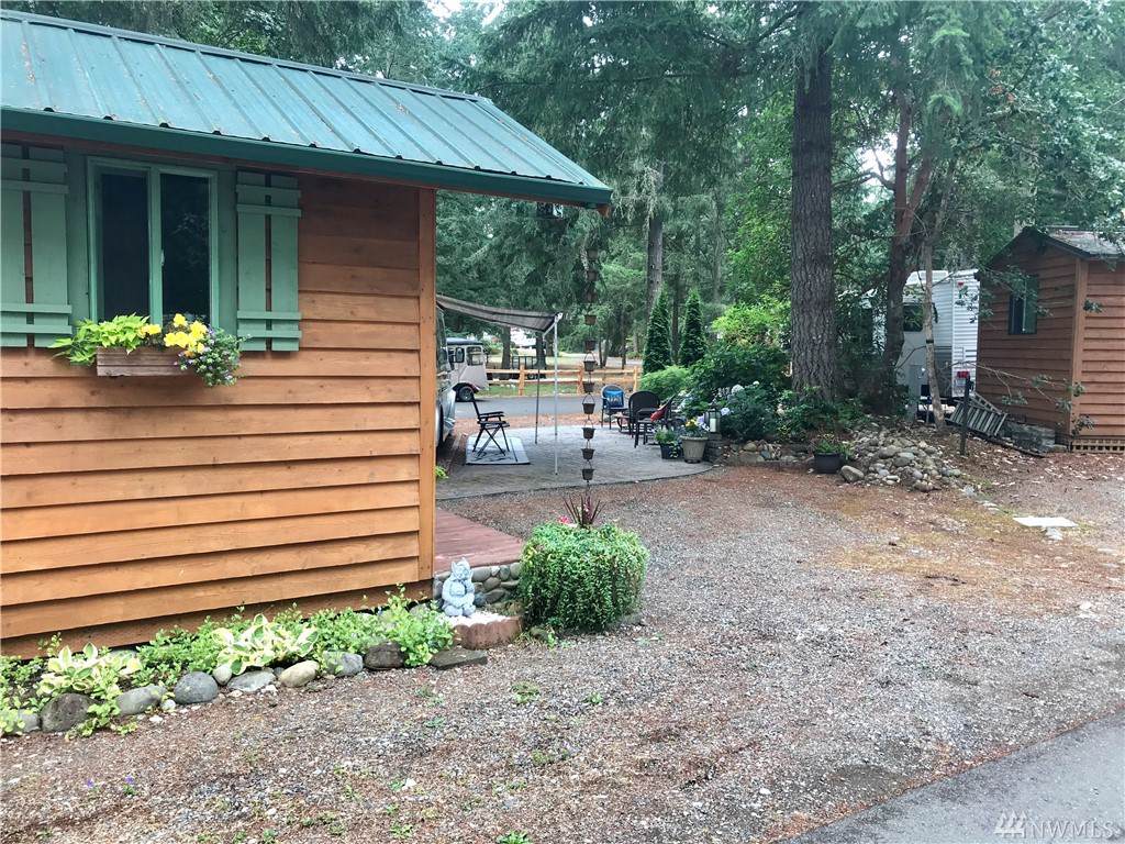 1546 Reservation Rd - Photo 1