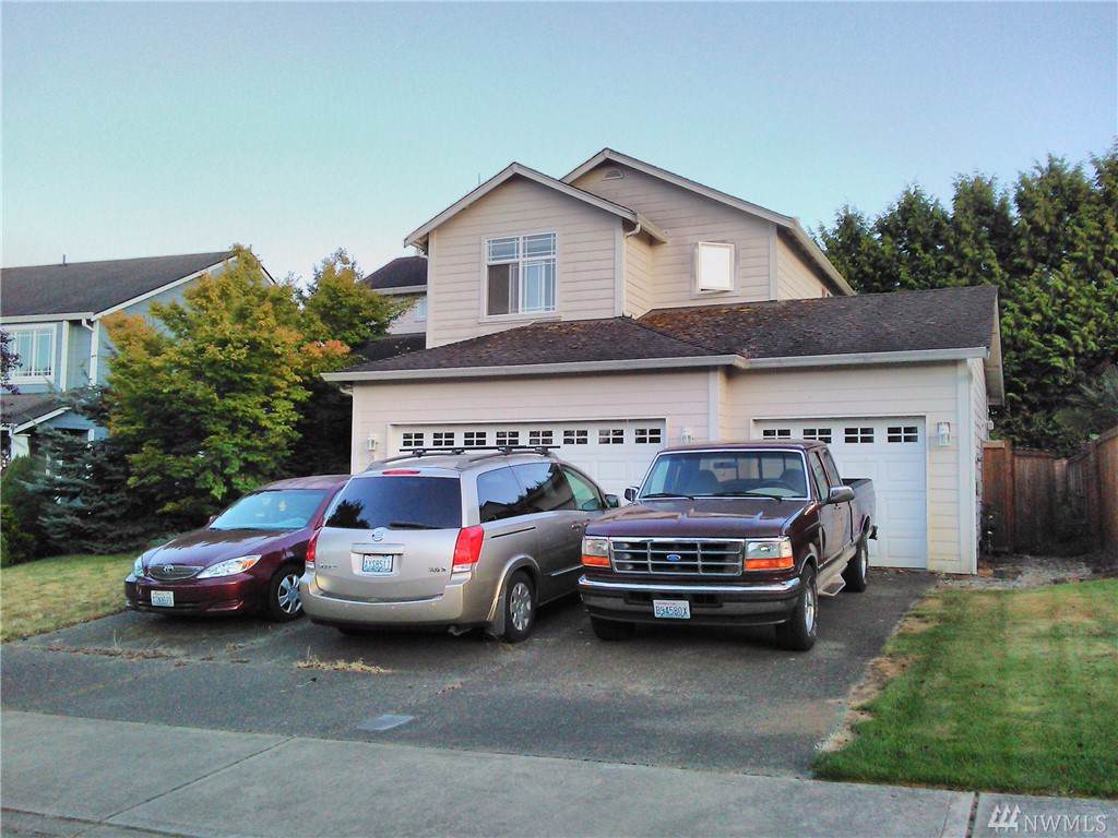 8408 133rd St - Photo 1