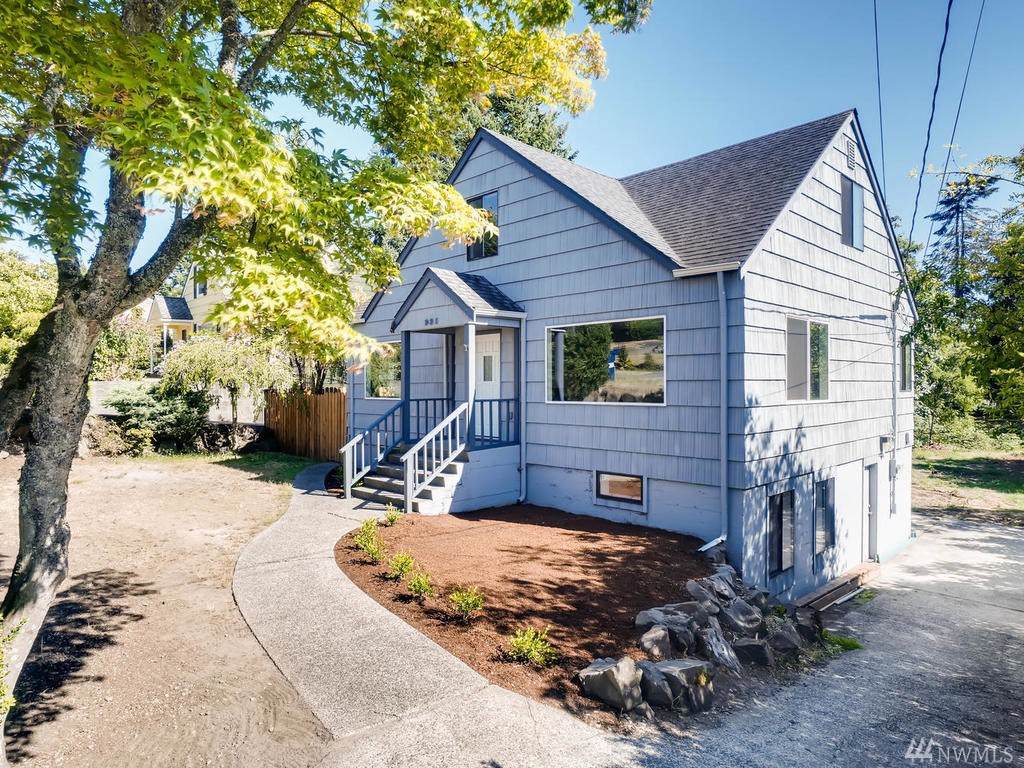231 142nd St - Photo 1