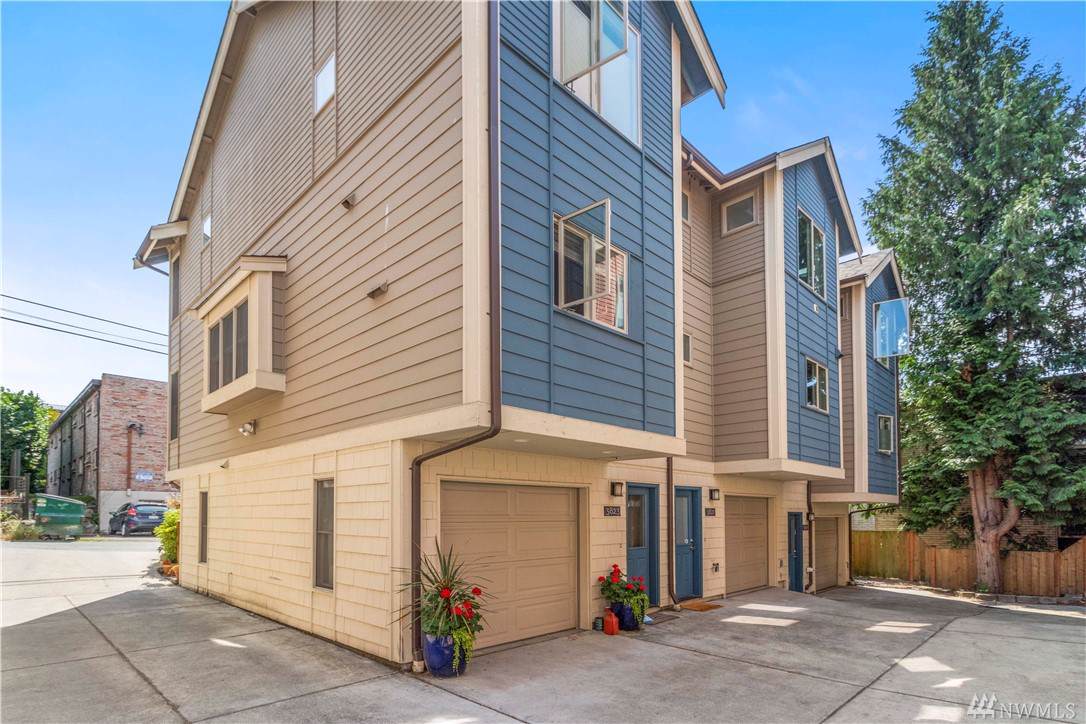 3821 Angeline St - Photo 1
