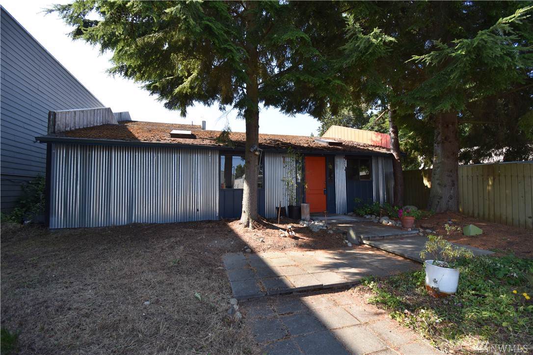 3906 34th St - Photo 1
