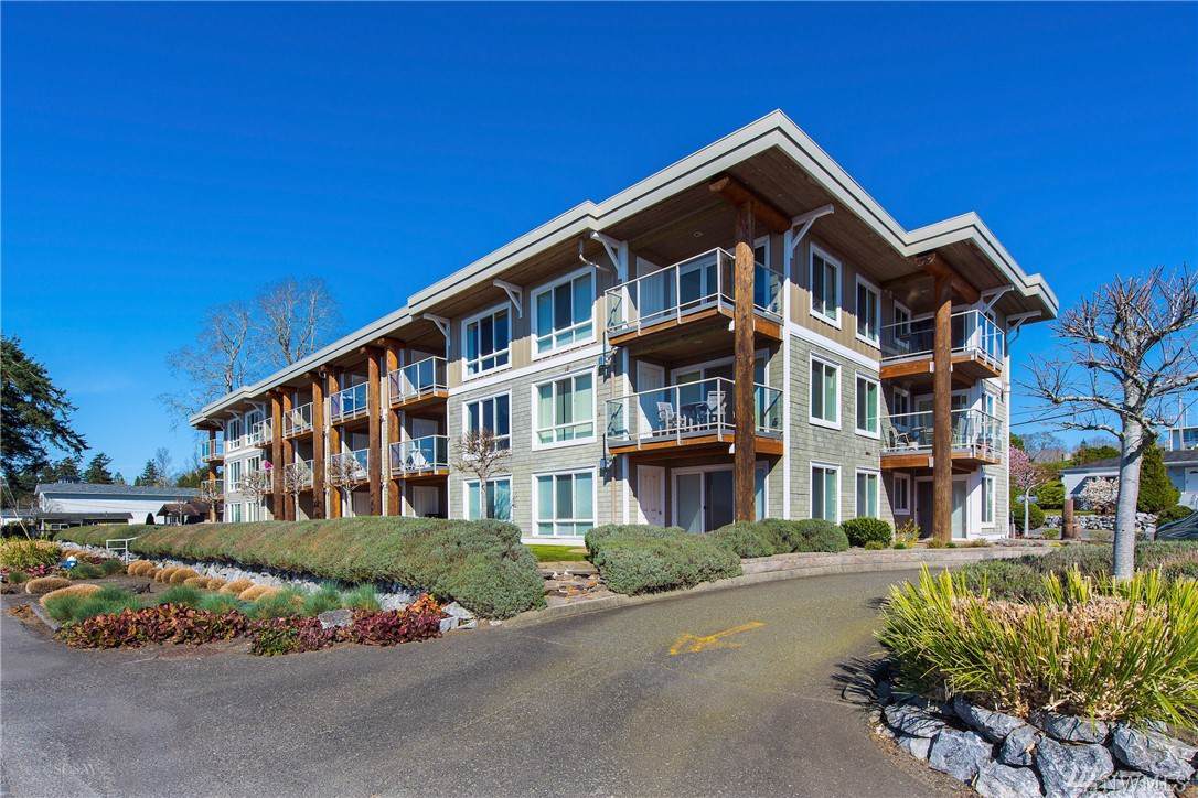 8075 Harborview Rd - Photo 1