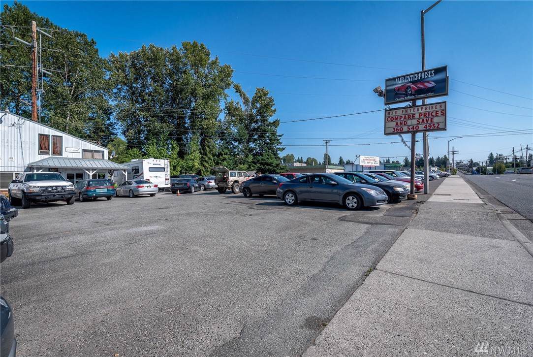 1200 Riverside Dr - Photo 1