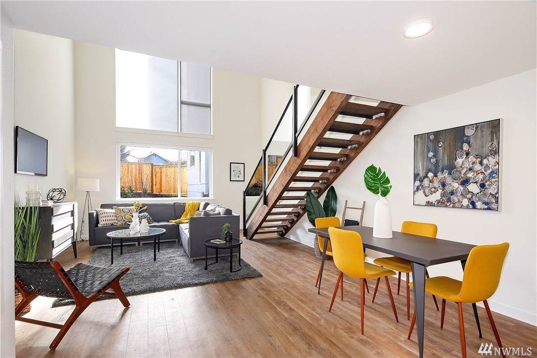 1601 45th St - Photo 1