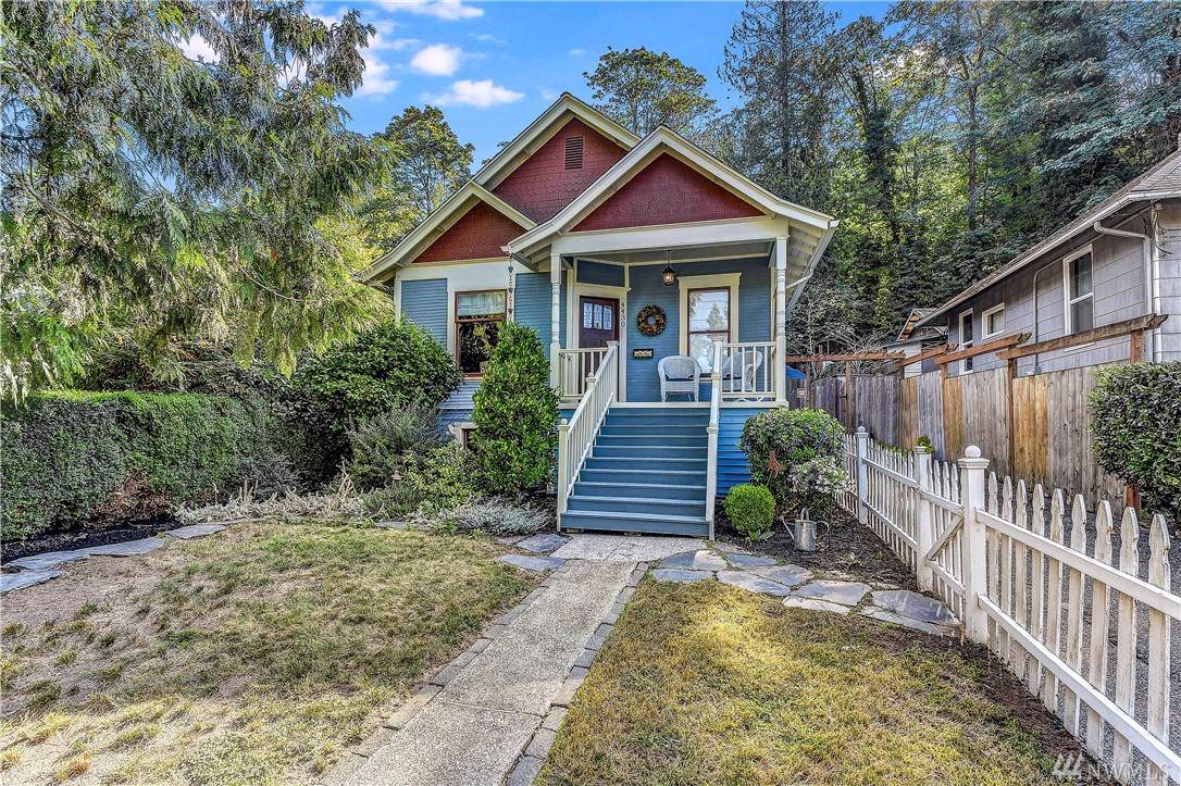 4430 46th Ave - Photo 1