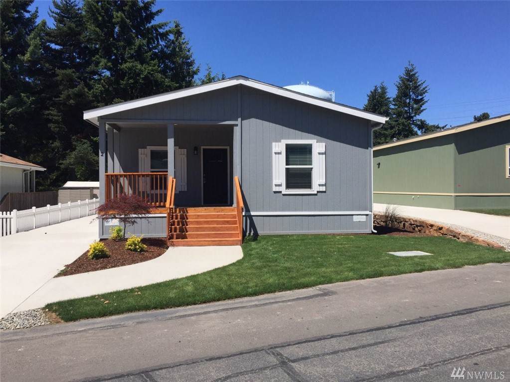 2101 324th St - Photo 1