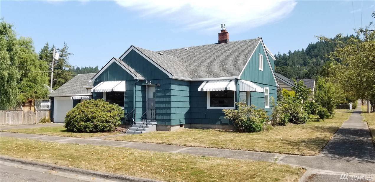 682 Mcfadden Ave - Photo 1