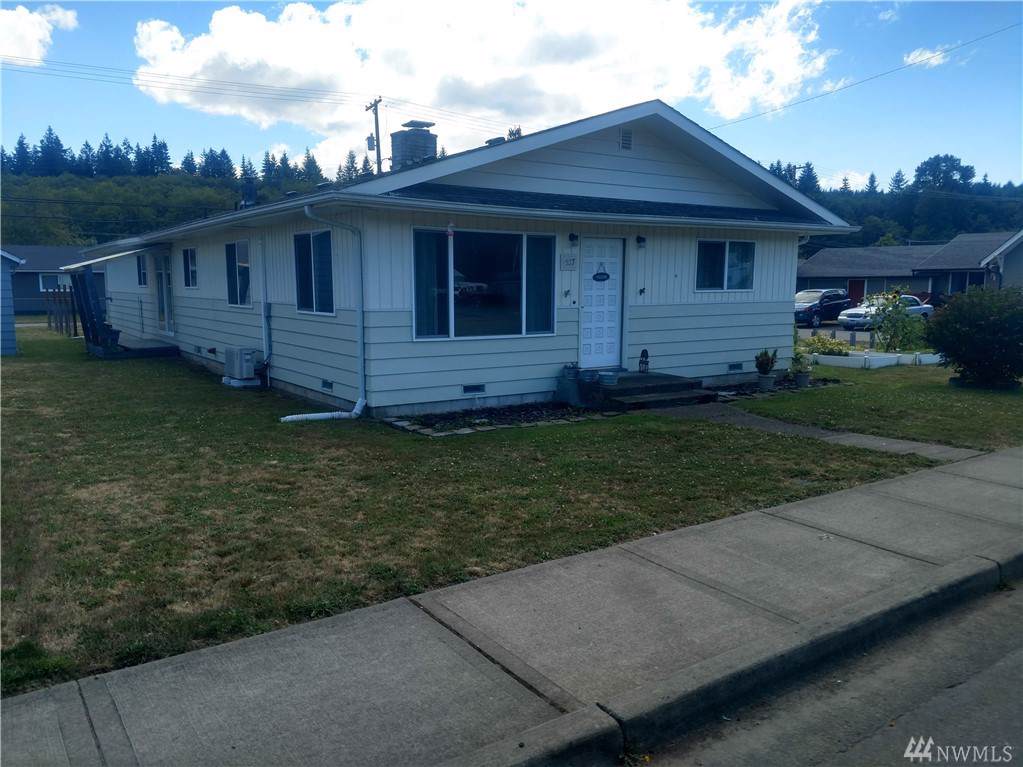 527 Simpson Ave - Photo 1