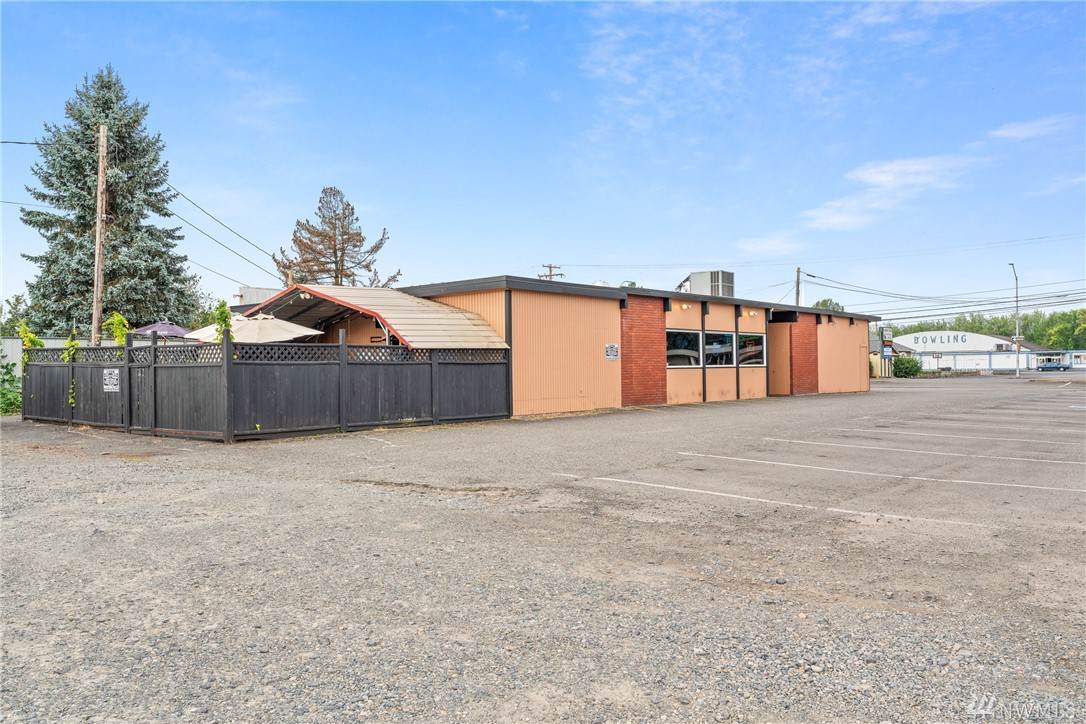 1500 Gold St - Photo 1