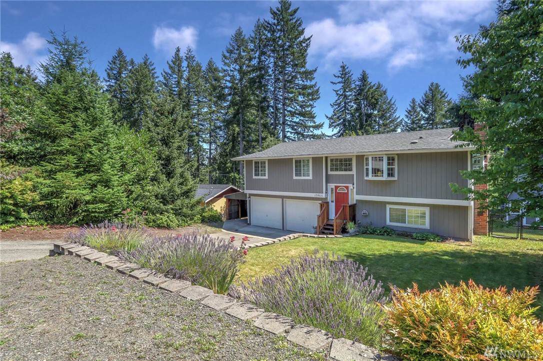 13865 Chinook Circle - Photo 1