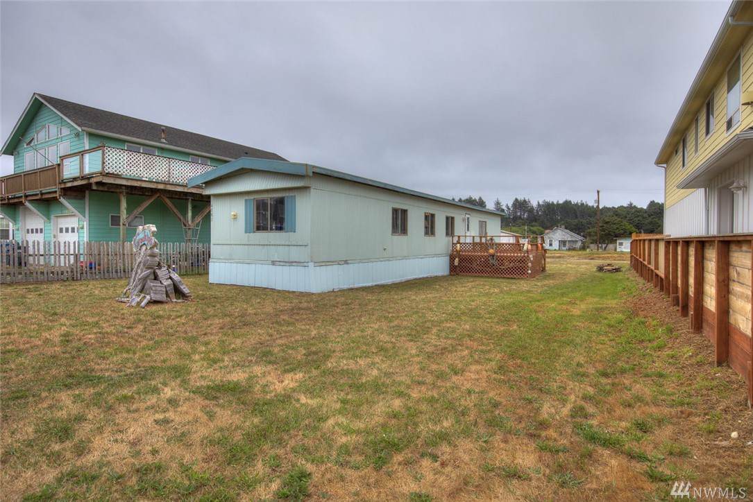4866 Pacific Ave - Photo 1