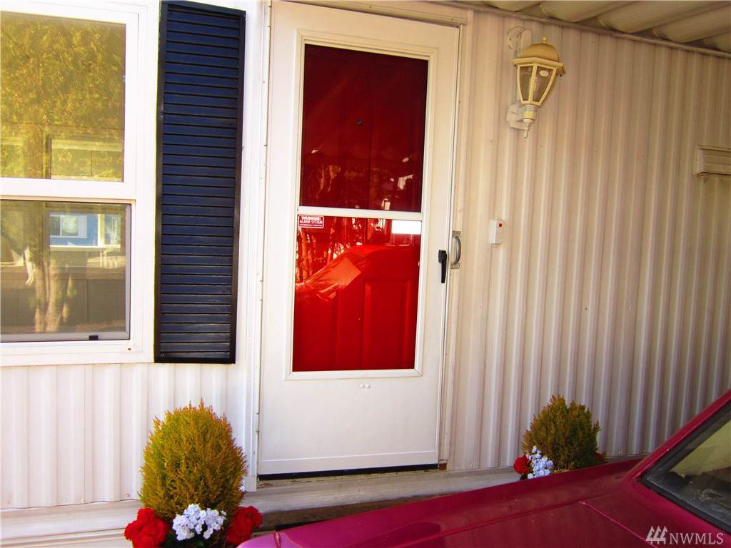 1200 Lincoln St - Photo 1