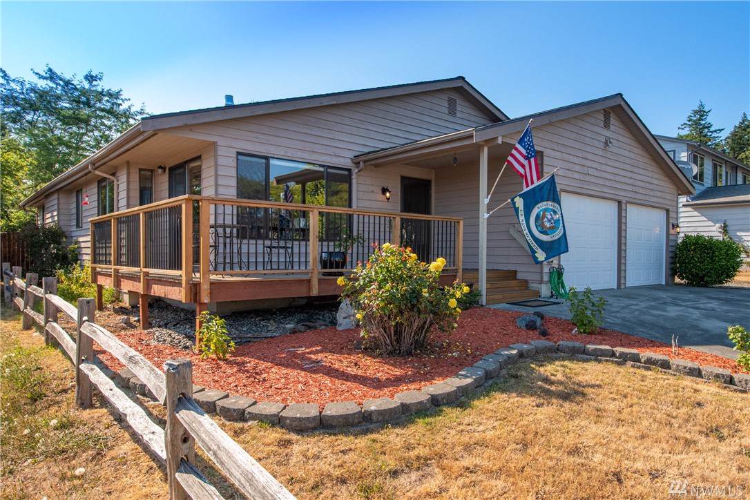 153 Captain Ct - Photo 1