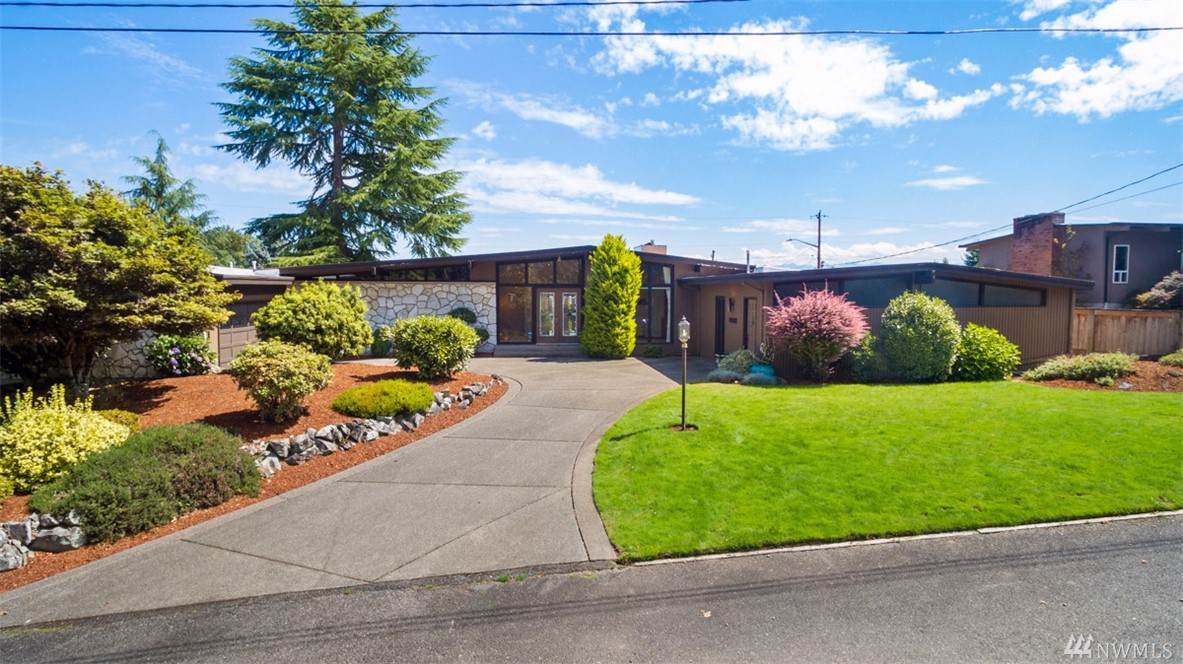 1205 Firland Dr - Photo 1