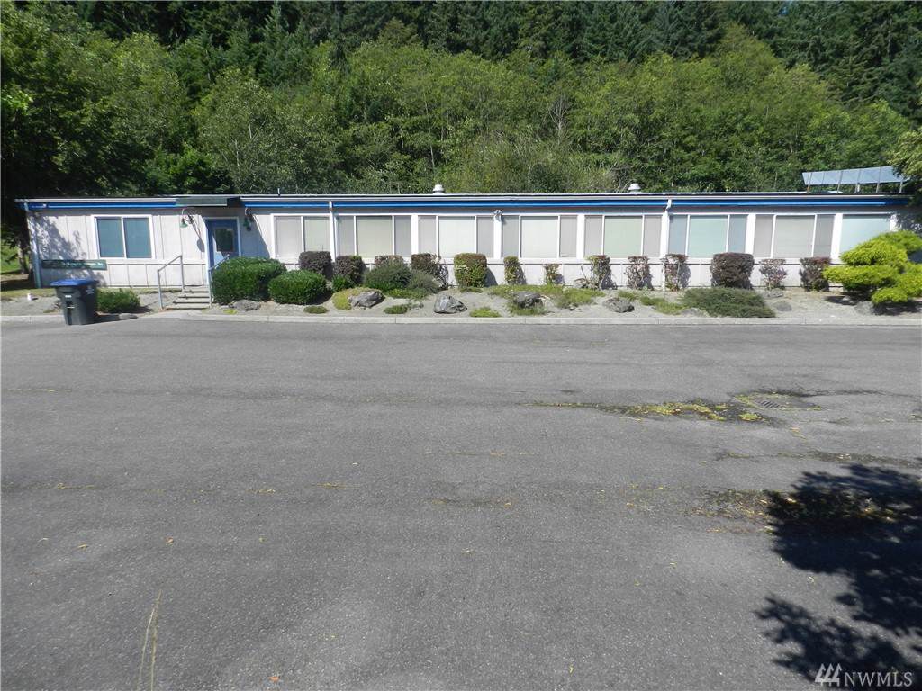 19885 7th Ave - Photo 1