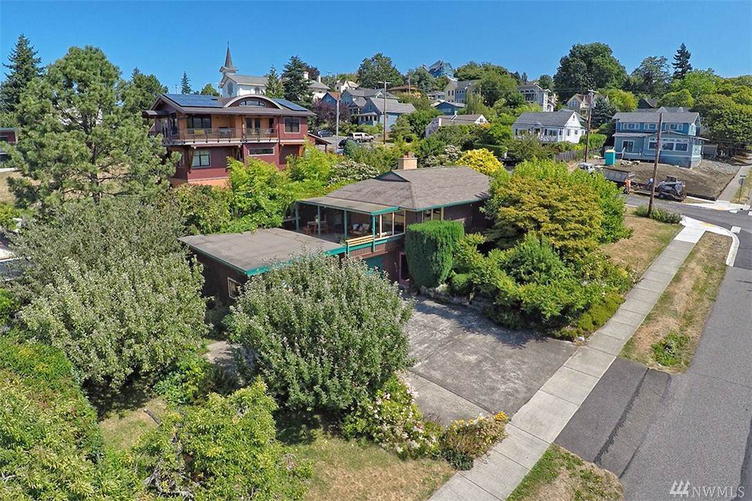 1315 Mill Ave - Photo 1