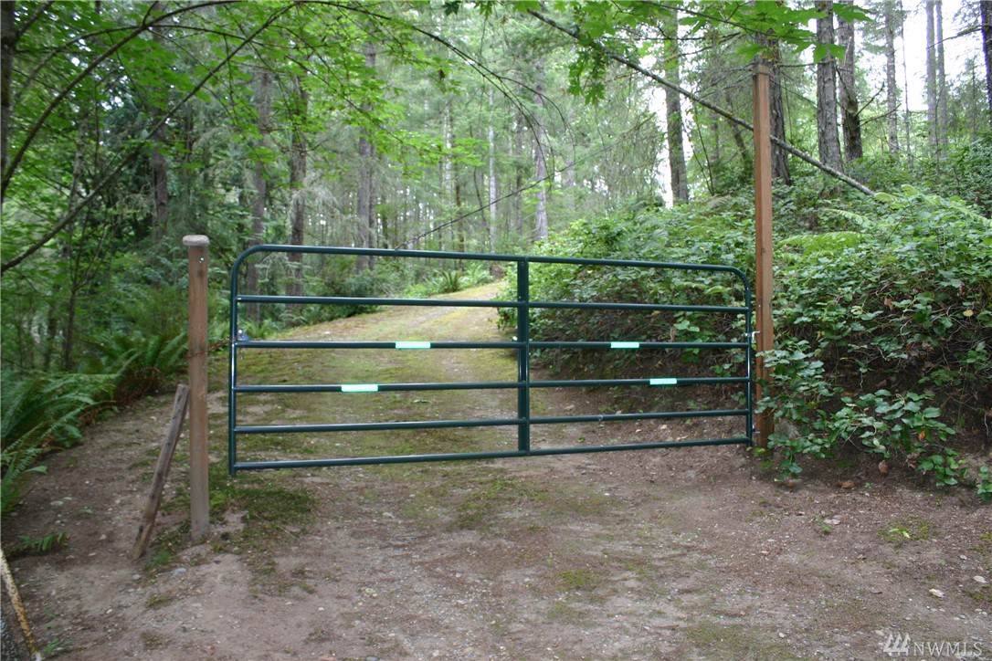 3051 Spring Creek Rd - Photo 1