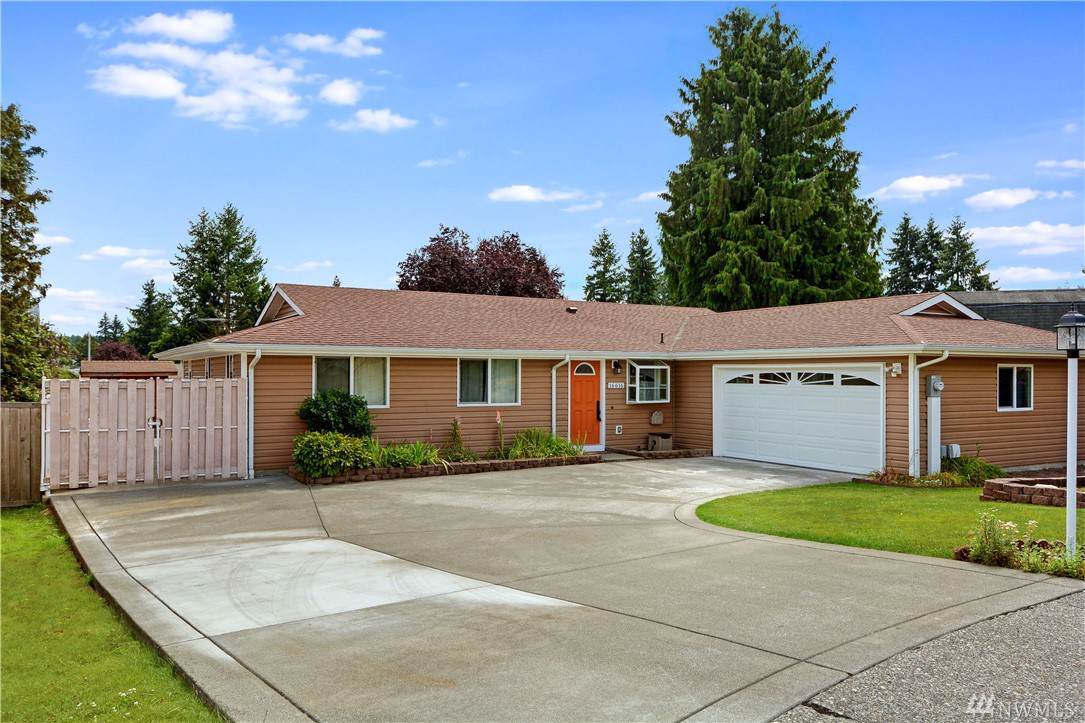 16616 123rd Ave - Photo 1