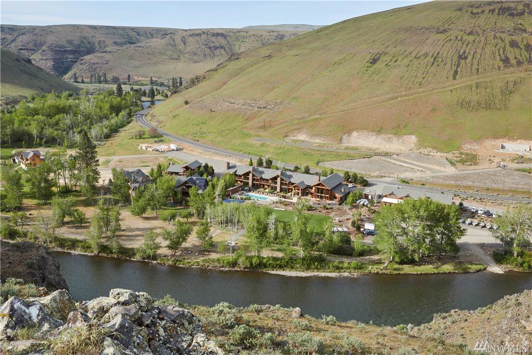 14704 Canyon Rd - Photo 1