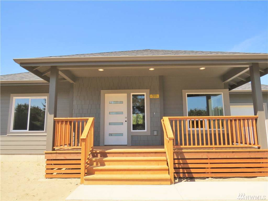 1320 Storm King Ave Sw - Photo 1