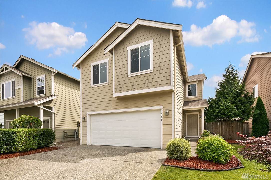17325 13th Ave - Photo 1