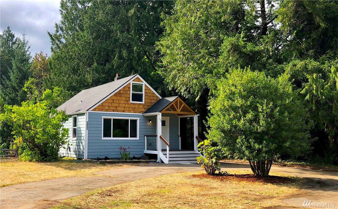 2431 Northlake Wy - Photo 1