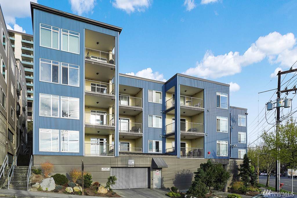 500 Elliott Ave - Photo 1
