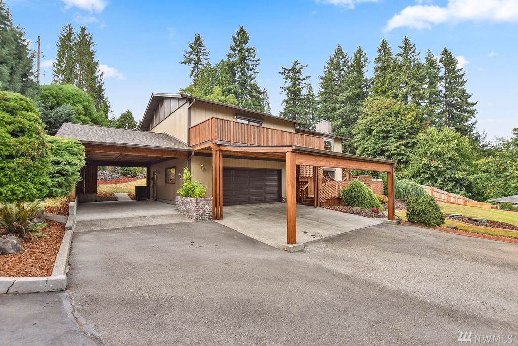 114 50th Ave - Photo 1