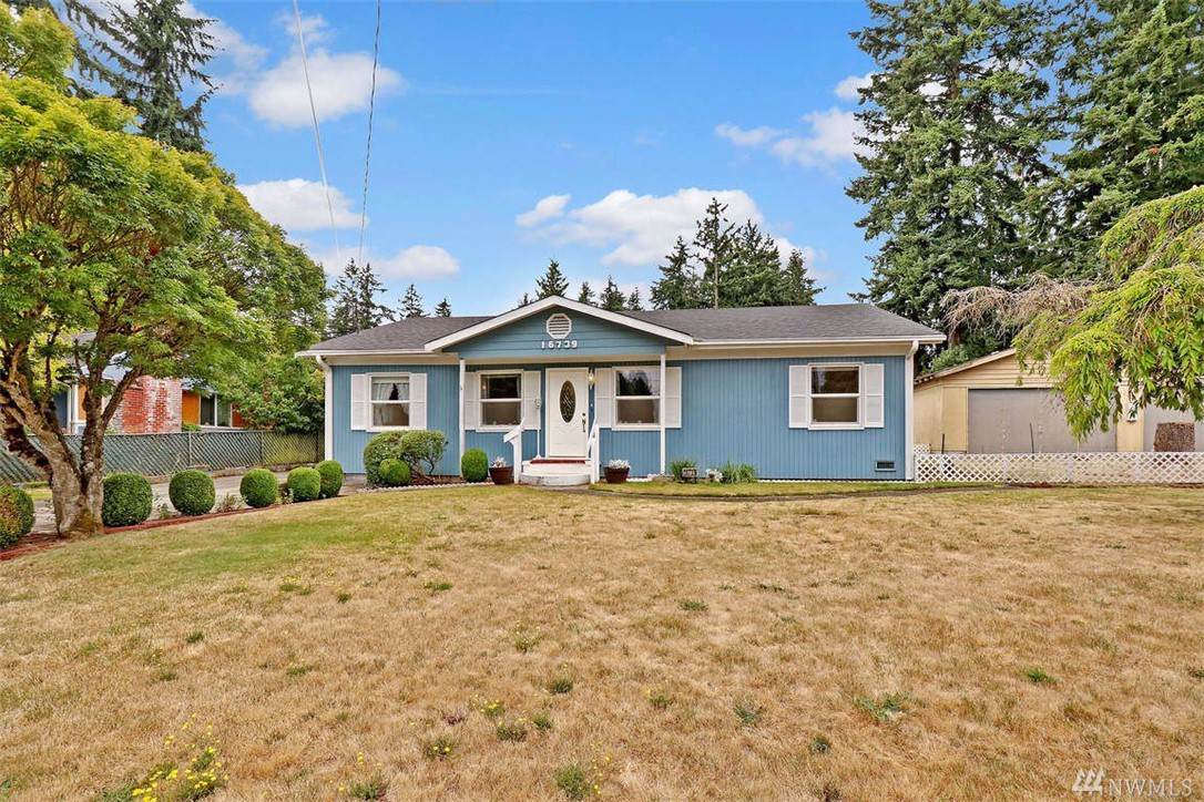 16739 Linden Ave - Photo 1