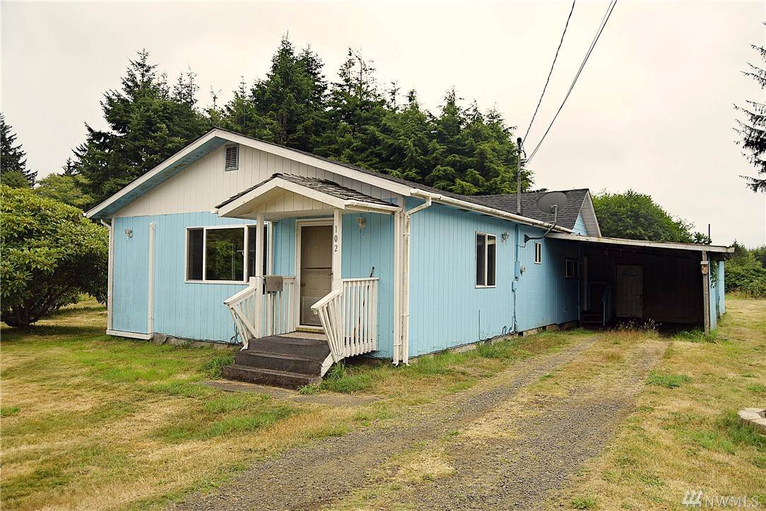 102 Elma St - Photo 1