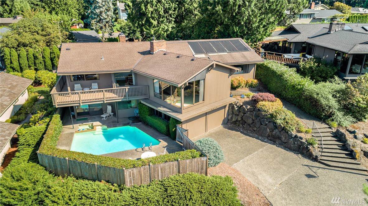 5802 111th Ave - Photo 1