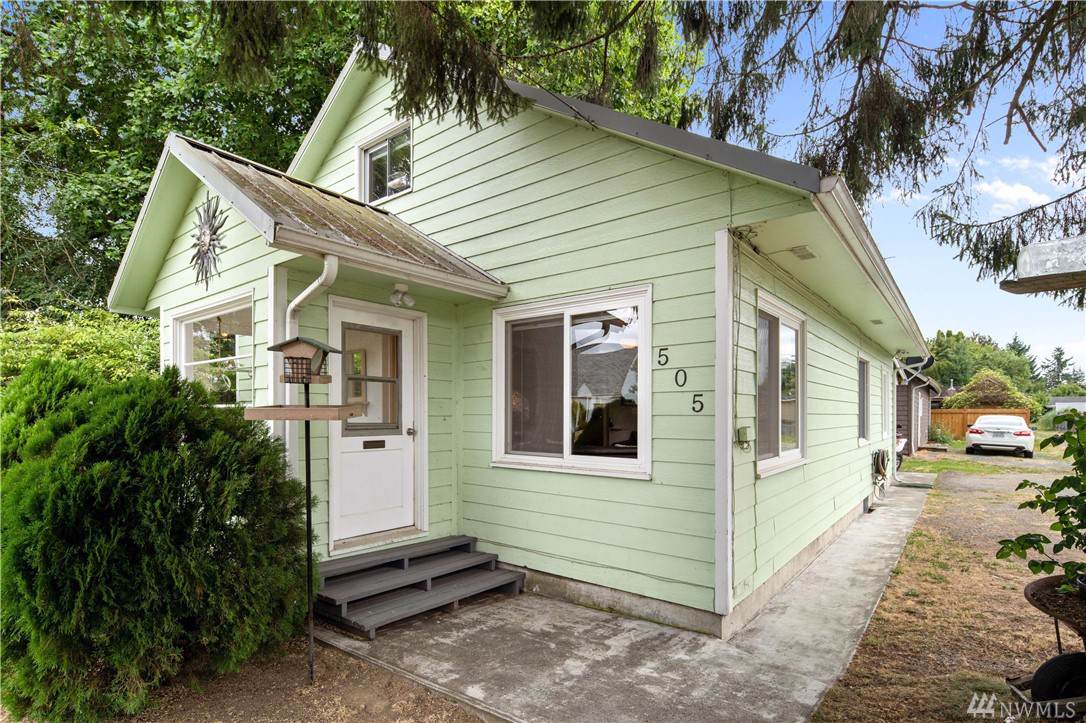 505 Waldron St - Photo 1