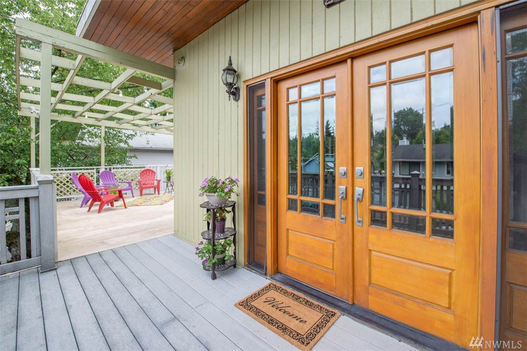 2807 105th St - Photo 1