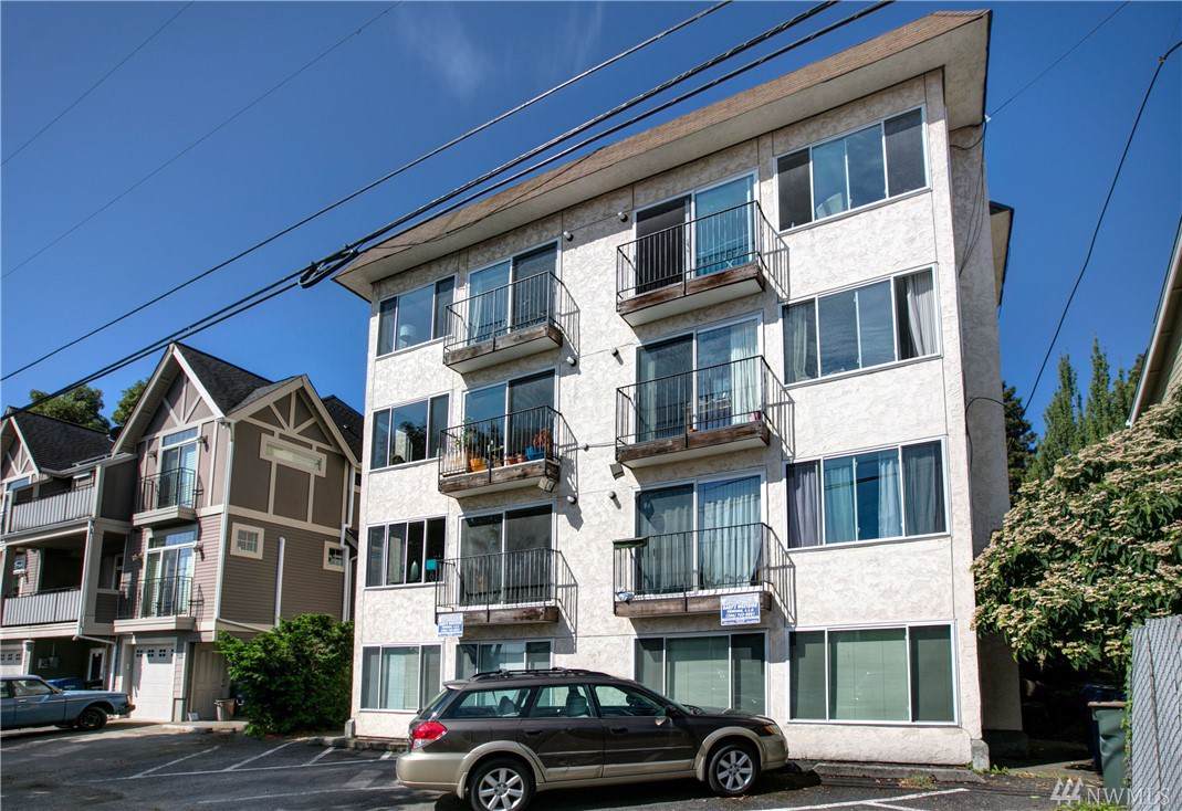 1522 18th Ave - Photo 1