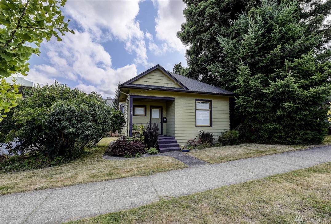 6544 Latona Ave - Photo 1