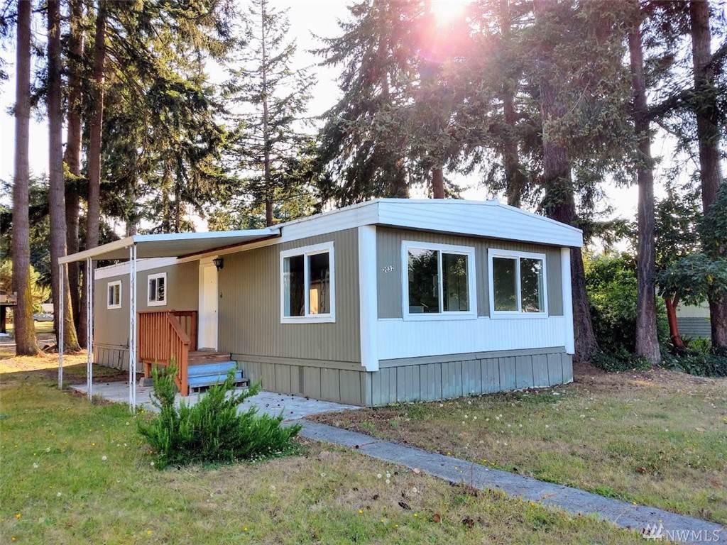 2032 15th St - Photo 1