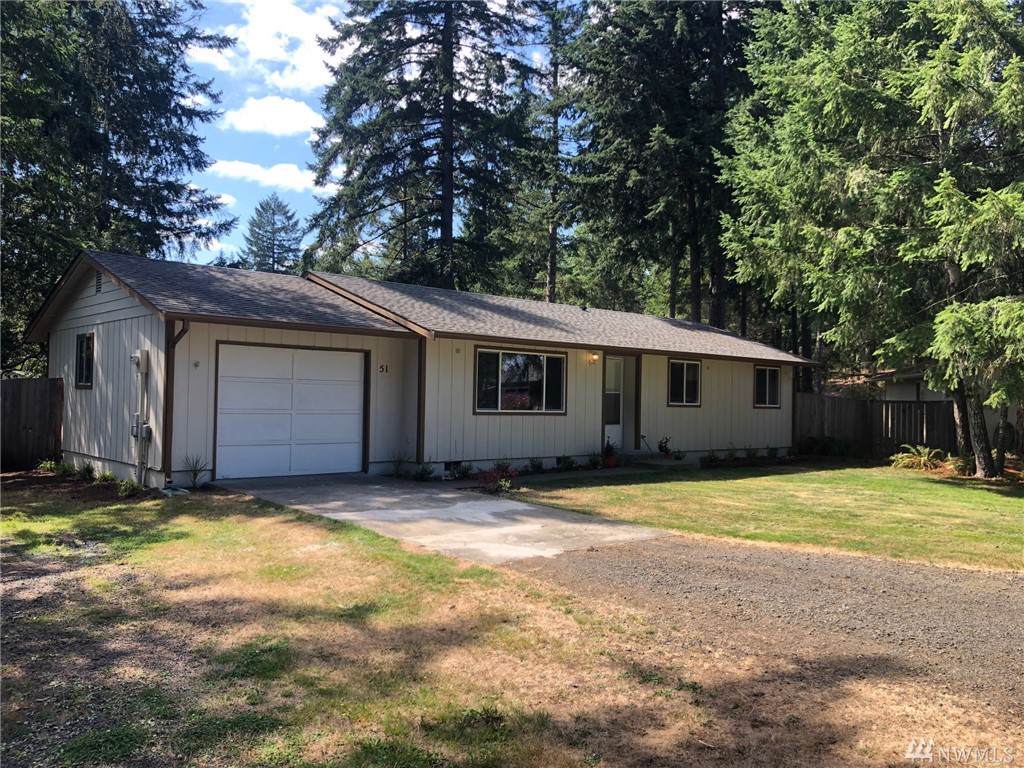 51 Hickory Place - Photo 1