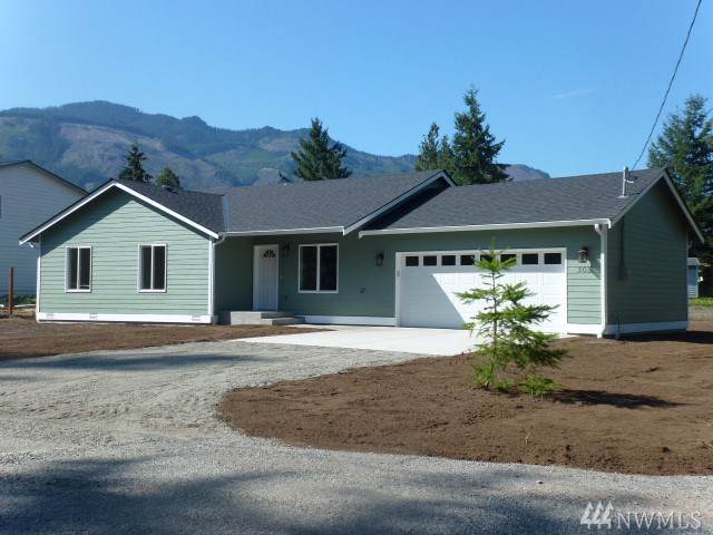 305 3rd St - Photo 1