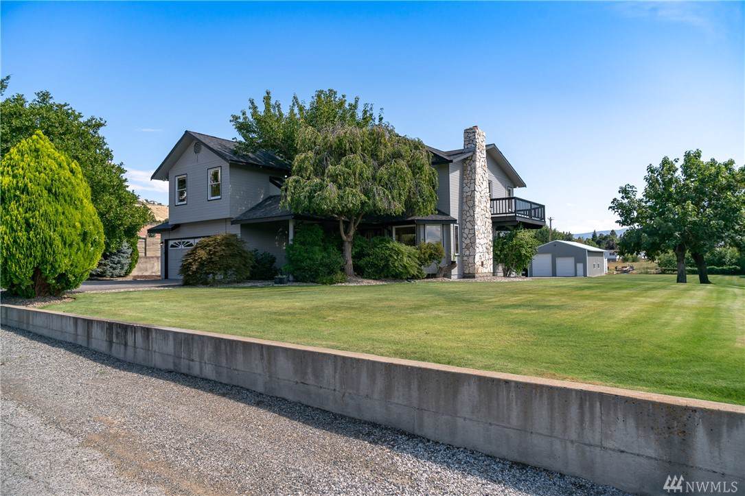 2718 Sunset Hwy - Photo 1