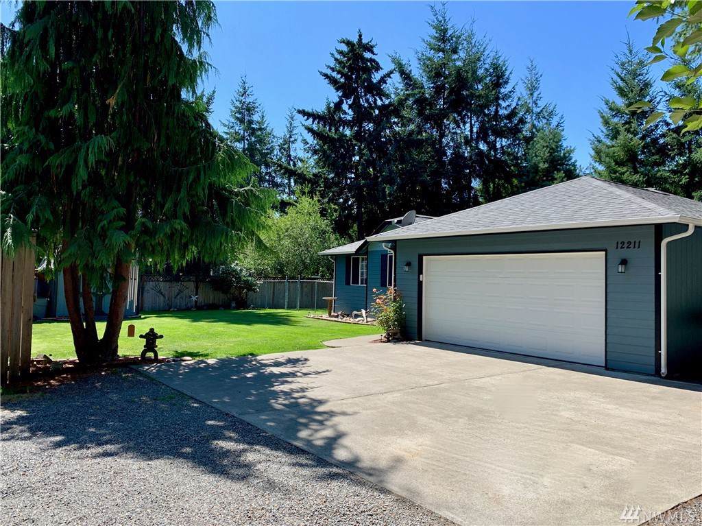 12211 Bryant St - Photo 1