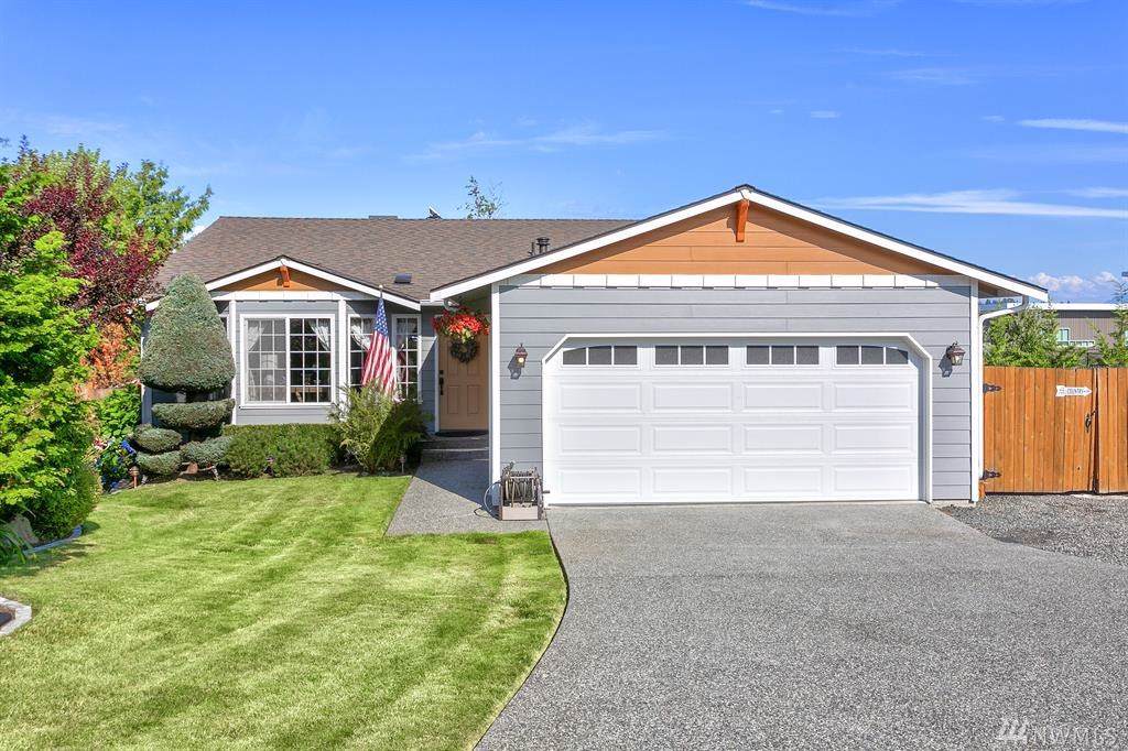 3205 91st Dr - Photo 1