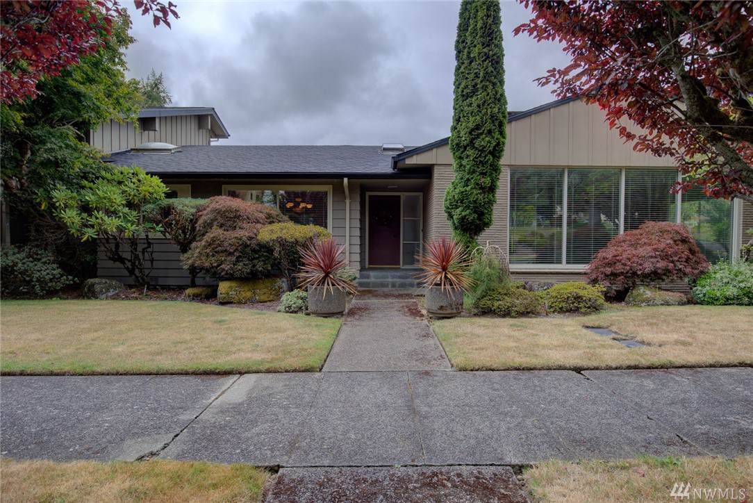 319 9th St - Photo 1