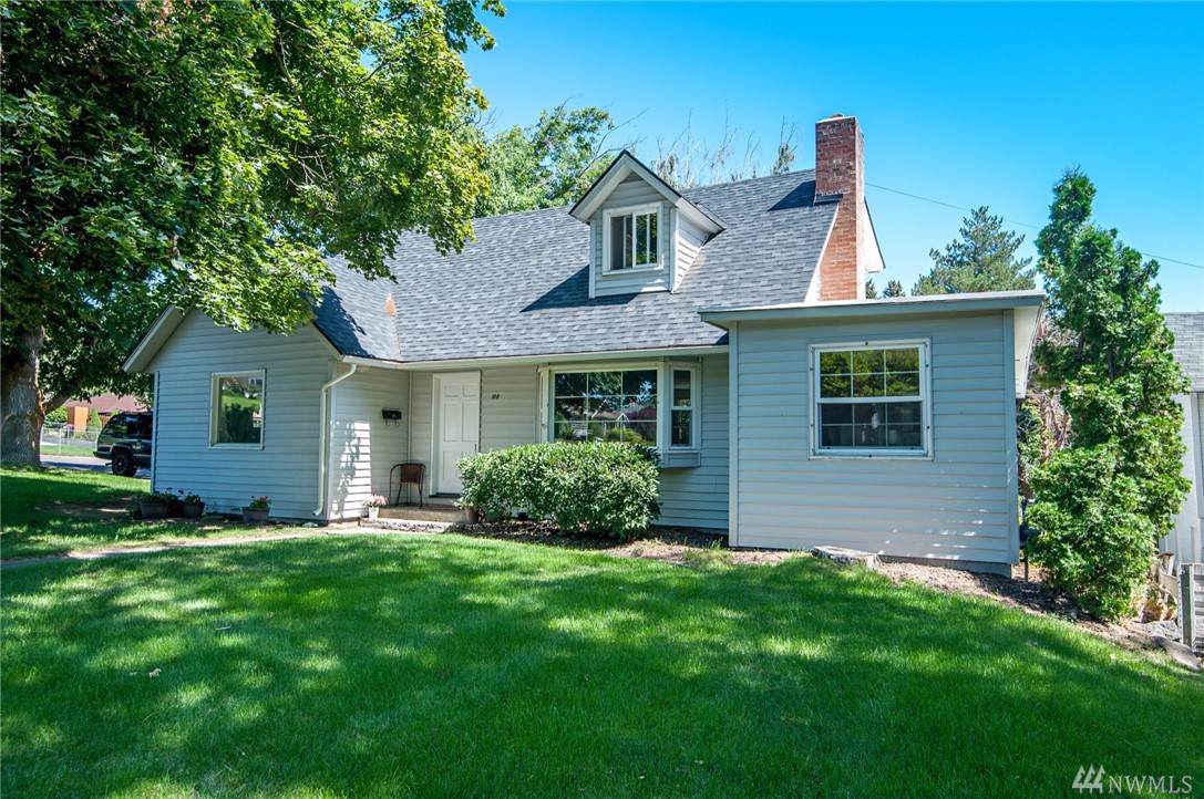 108 Maple St - Photo 1