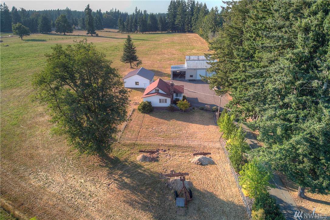 3748 80th Ave - Photo 1