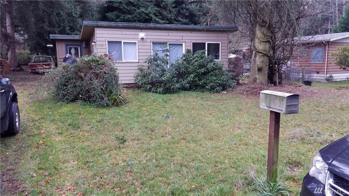 1518 Roy Road - Photo 1