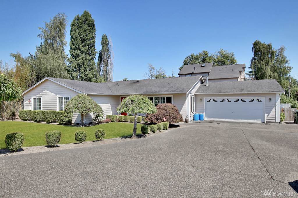 708 27th Ave - Photo 1