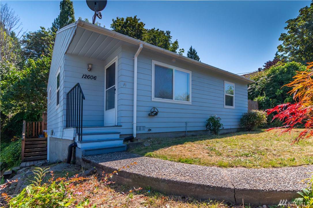 12606 70th Ave - Photo 1