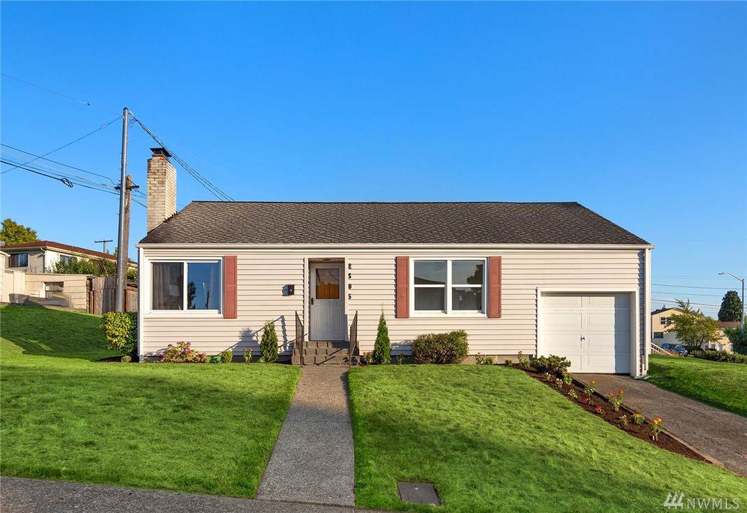 2305 Bennett St - Photo 1