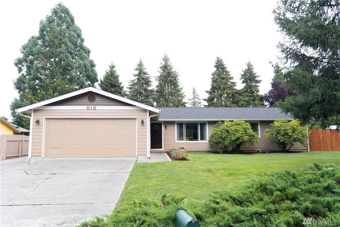 818 Upland Dr - Photo 1