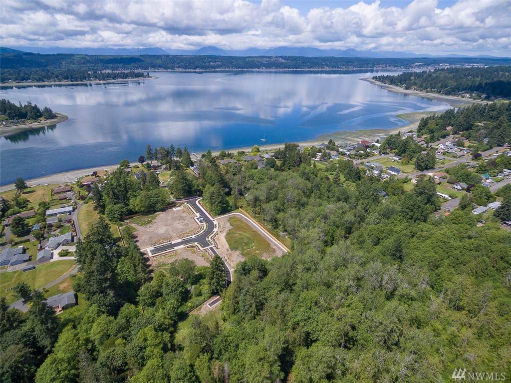 360 Ruth Lane - Photo 1